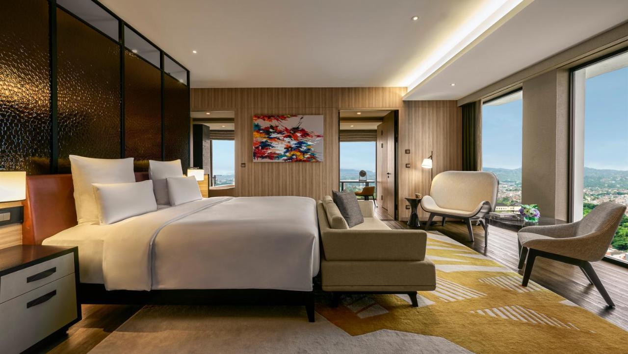 Pullman Bandung Grand Central Dış mekan fotoğraf
